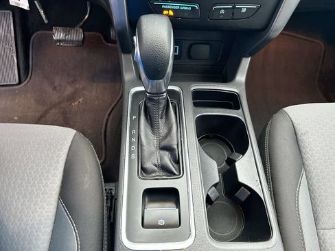 Used 2018 Ford Escape SE w/ SE Sync 3 Package AWD/4WD image 18
