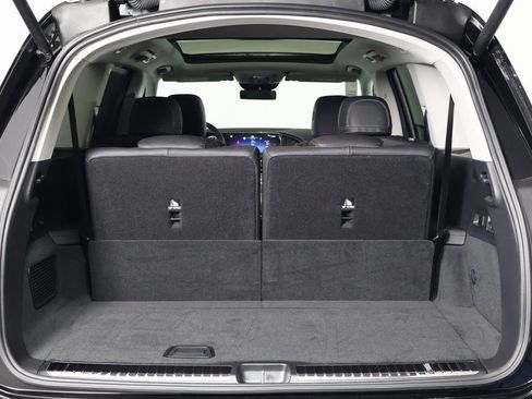 New 2026 Mercedes-Benz GLS 450 4MATIC image 9