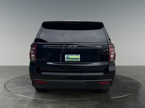 Used 2021 Chevrolet Tahoe Z71 w/ Z71 Signature Package AWD/4WD image 8