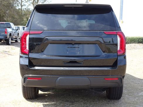 Used 2021 GMC Yukon XL SLT w/ SLT Premium Package image 6