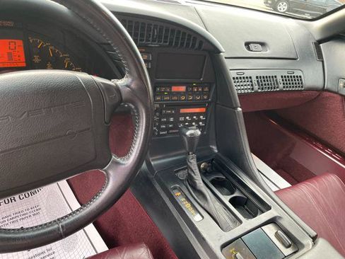 Used 1993 Chevrolet Corvette Convertible image 18