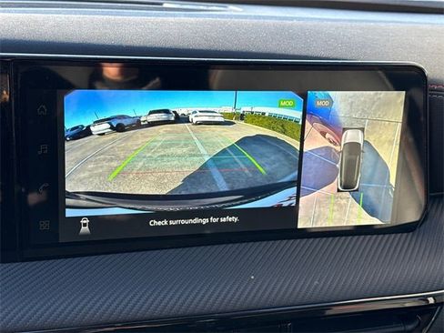 New 2026 Nissan Kicks SR w/ Cold Weather Package image 24