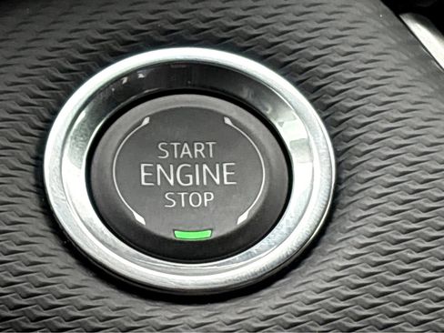 New 2026 Chevrolet Equinox LT w/ Convenience Package II image 5