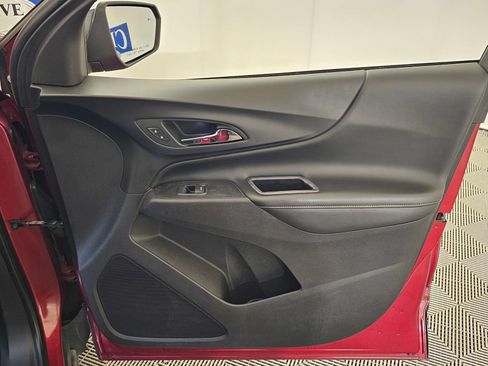 Used 2019 Chevrolet Equinox Premier image 29