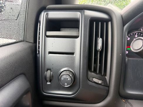 Used 2018 Chevrolet Silverado 2500 W/T w/ Snow Plow Prep Package AWD/4WD image 12