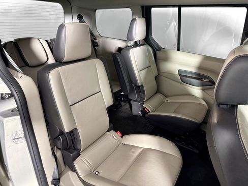Used 2016 Ford Transit Connect Titanium FWD image 34