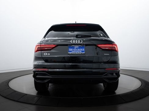 New 2025 Audi Q3 2.0T Premium image 18
