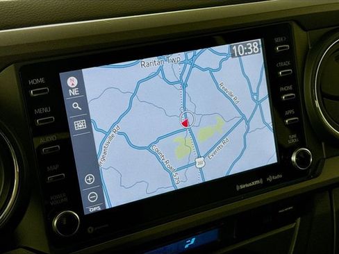 Used 2023 Toyota Tacoma TRD Sport image 13