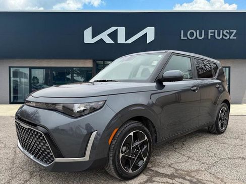 Used 2024 Kia Soul EX image 1