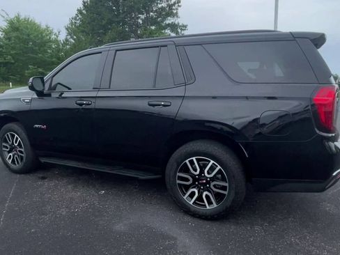 Used 2024 GMC Yukon AT4 AWD/4WD image 6