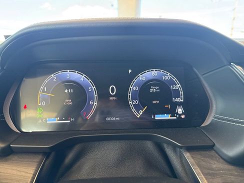 Used 2021 Jeep Grand Cherokee High Altitude AWD/4WD image 19