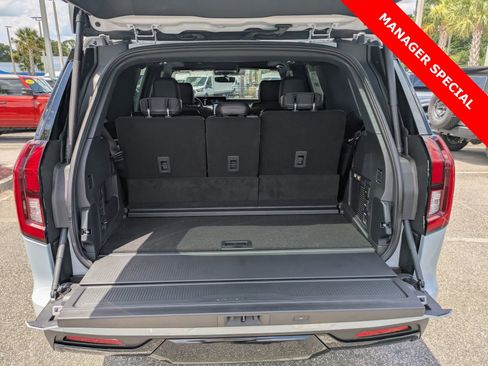 New 2025 Ford Expedition Tremor image 13