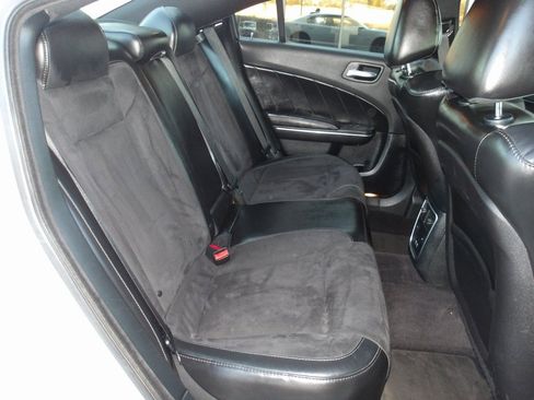 Used 2018 Dodge Charger R/T w/ Navigation & Travel Group image 14