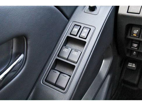 New 2026 Nissan Frontier SV w/ All-Weather Content Package image 15