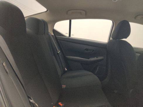 Used 2024 Nissan Sentra S FWD image 19