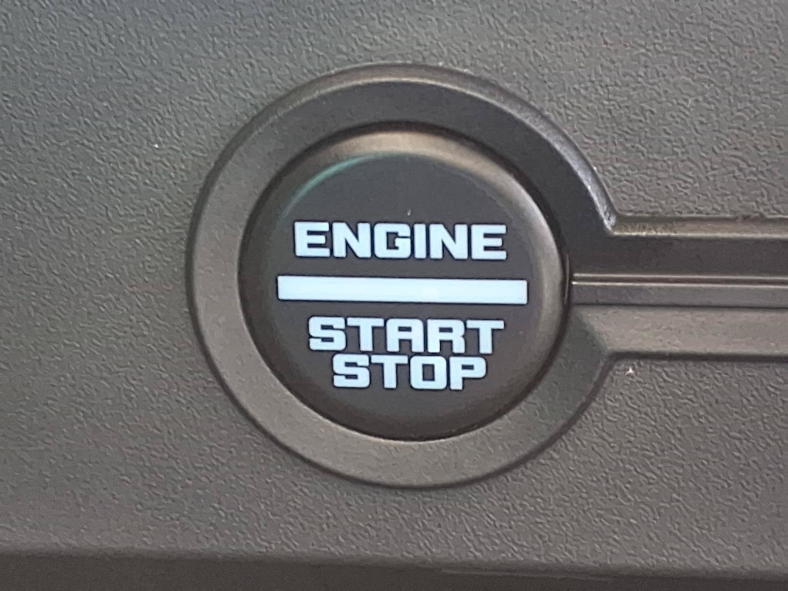Used 2025 Ford Bronco Badlands AWD/4WD image 12