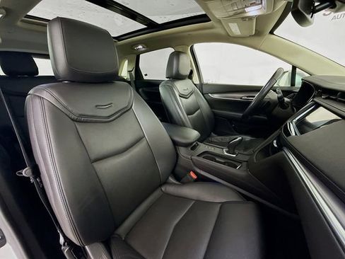 Used 2019 Cadillac XT5 Luxury image 31