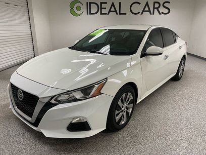 Used 2021 Nissan Altima 2.5 SR w/ SR Premium Package