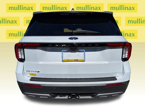 New 2026 Ford Explorer Active w/ Active Comfort Package image 13