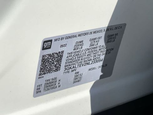 Used 2022 GMC Terrain SLE w/ Elevation Edition AWD/4WD image 29