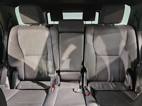 Certified 2025 Toyota 4Runner SR5 AWD/4WD image 13