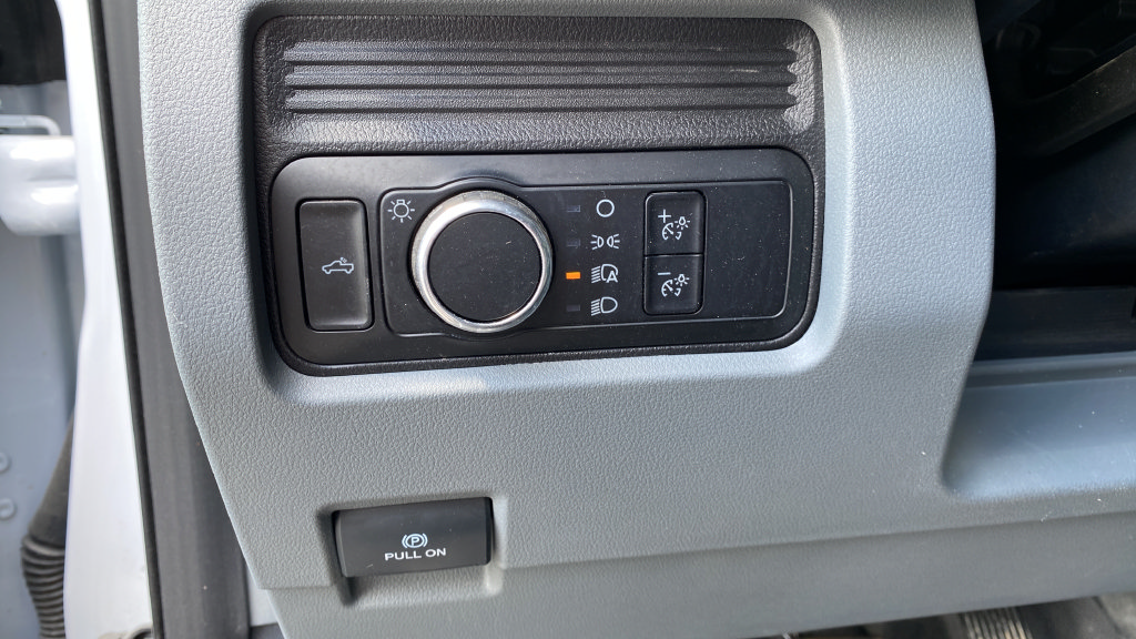 Used 2024 Ford F350 XL w/ 360-Degree Camera Package AWD/4WD image 21