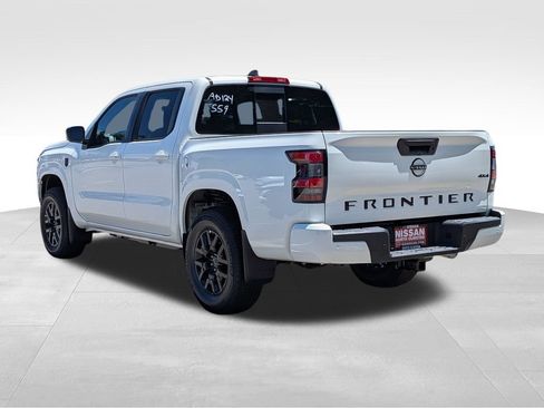 New 2026 Nissan Frontier SV w/ SV Convenience Package AWD/4WD image 11
