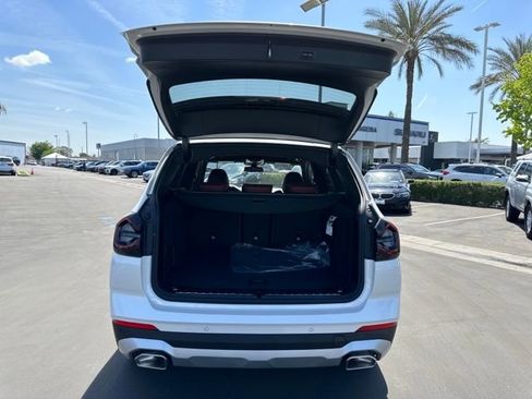Used 2023 BMW X3 sDrive30i w/ Premium Package image 19