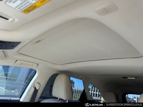 Used 2018 Lexus RX 350L FWD image 9