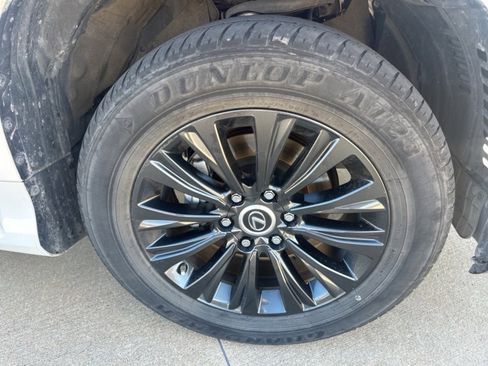 Used 2023 Lexus GX 460 Premium image 11