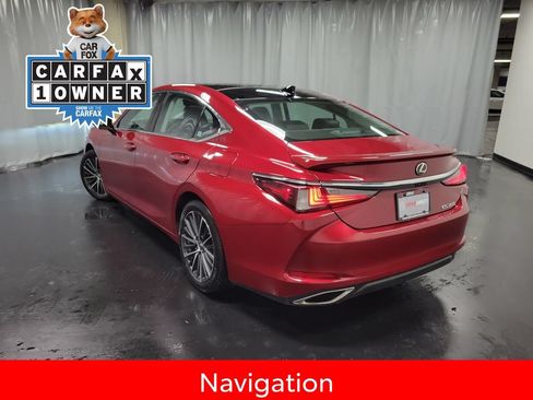 Used 2023 Lexus ES 350 w/ Premium Package FWD image 6