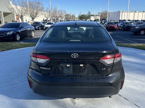 Certified 2024 Toyota Corolla LE image 9