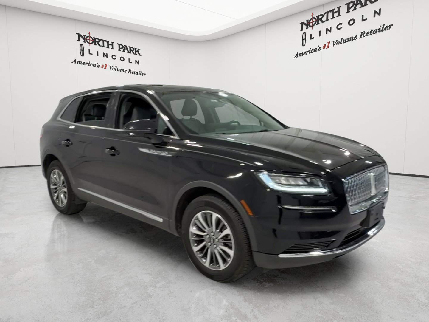 Used 2022 Lincoln Nautilus Reserve FWD image 7