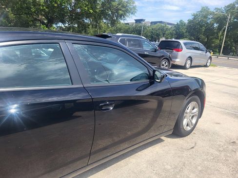 Used 2022 Dodge Charger SXT RWD image 12