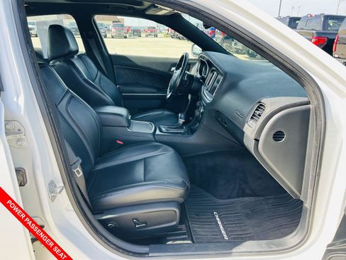 Used 2018 Dodge Charger GT AWD/4WD image 32