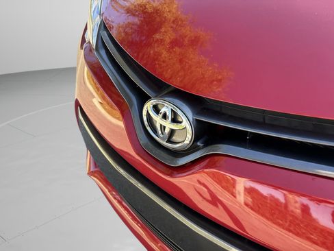 Used 2016 Toyota Corolla LE image 30