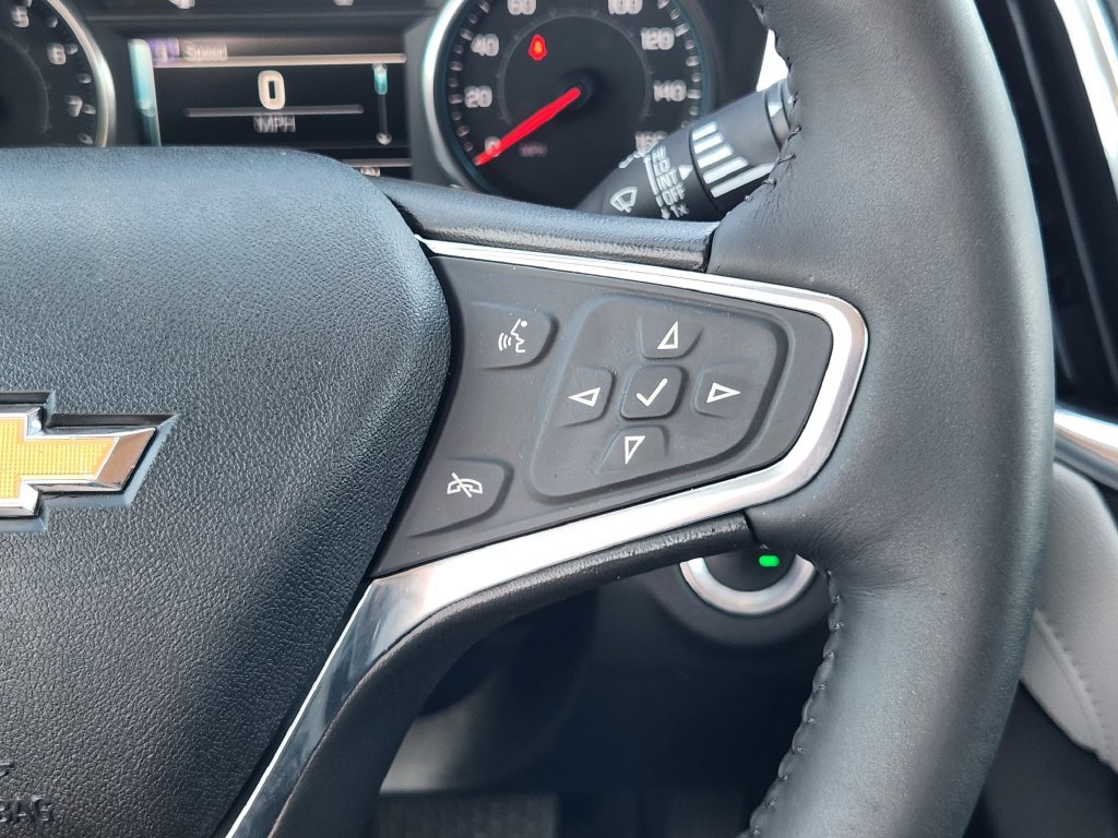 Used 2018 Chevrolet Equinox Premier FWD image 28