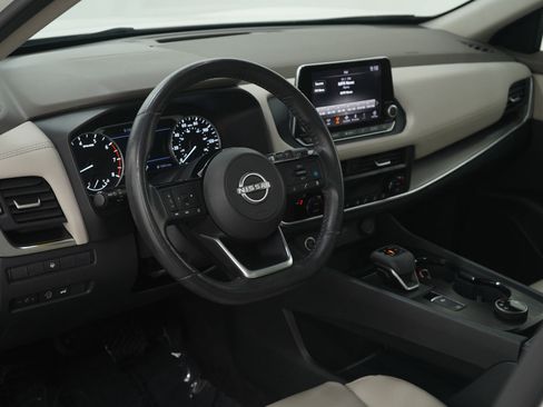 Used 2023 Nissan Rogue SV w/ SV Premium B Package image 22