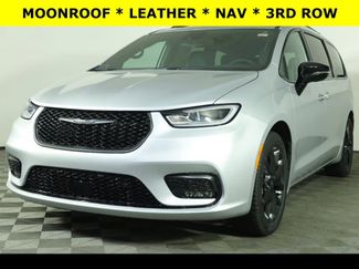 New 2026 Chrysler Pacifica Limited w/ S Appearance Package video 1