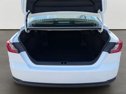 Used 2025 Toyota Camry LE image 14