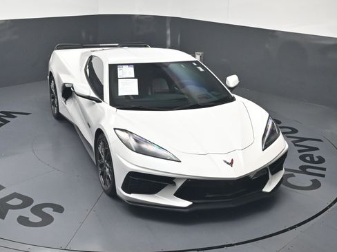 Used 2023 Chevrolet Corvette Stingray Premium Cpe w/ Z51 Performance Package RWD image 28