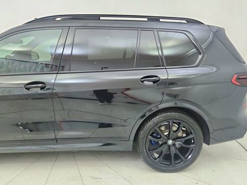 Used 2024 BMW X7 xDrive40i w/ M Sport Package image 11