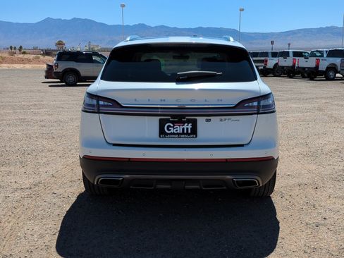Used 2020 Lincoln Nautilus Reserve w/ Equipment Group 202A AWD/4WD image 4