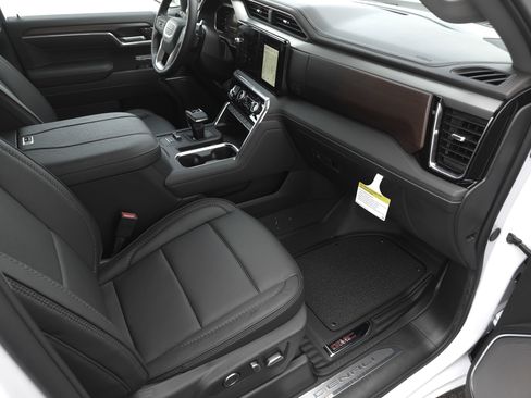 New 2026 GMC Sierra 1500 Denali AWD/4WD image 40