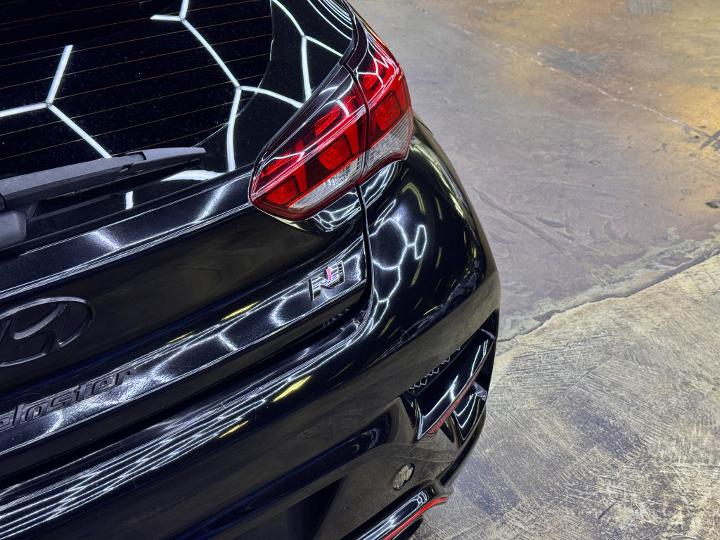 Used 2019 Hyundai Veloster N N FWD image 13