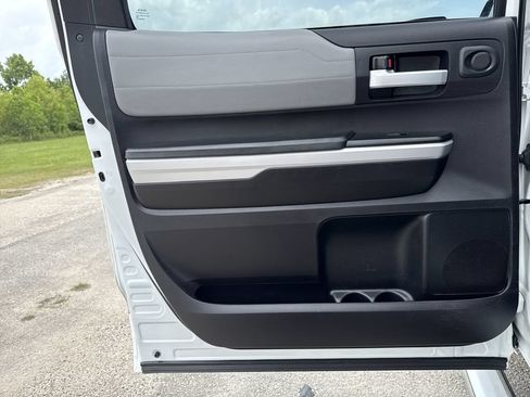Used 2020 Toyota Tundra Limited RWD image 23