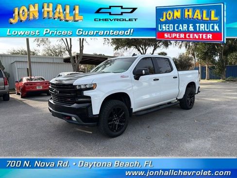 Used 2019 Chevrolet Silverado 1500 LT Trail Boss image 2