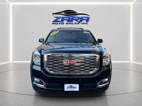 Used 2018 GMC Yukon SLT w/ HD Trailering Package image 9