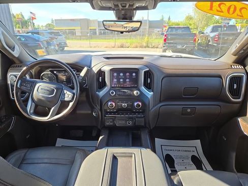 Used 2021 GMC Sierra 1500 Denali w/ Denali Ultimate Package AWD/4WD image 3