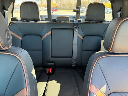 Used 2024 GMC Canyon AT4 w/ AT4 Premium Package image 12